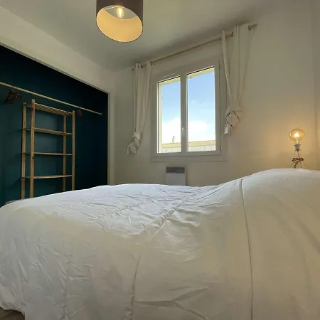 Hébergement de vacances Maison Calme 3 Pièces, 6 Couchages, WiFi, Parking - FR-1-246A-186