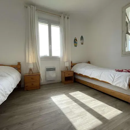 Hébergement de vacances Maison Calme 3 Pièces, 6 Couchages, WiFi, Parking - FR-1-246A-186